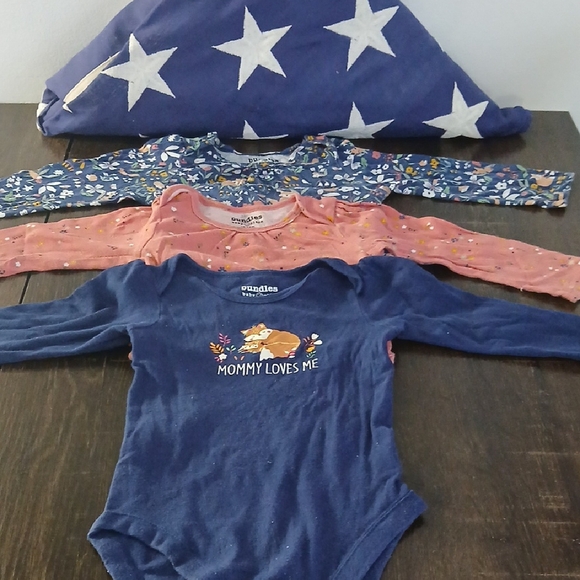 Blue and Pink Long sleeve Onesies Bundle Of 3 - Picture 1 of 9